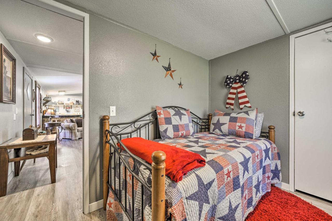 Smoky Mountain Vacation Rental With Hot Tub And Kayaks Whittier Kültér fotó
