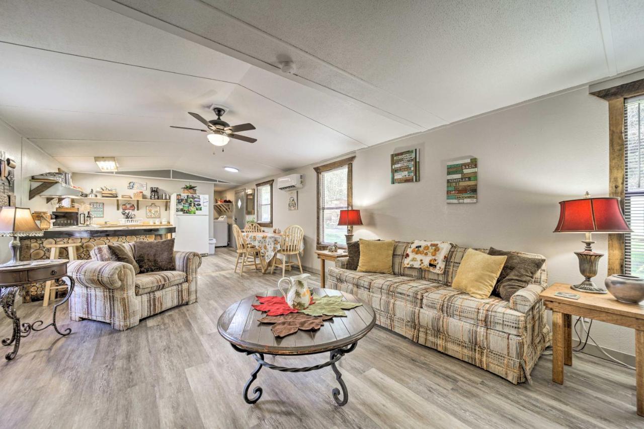 Smoky Mountain Vacation Rental With Hot Tub And Kayaks Whittier Kültér fotó